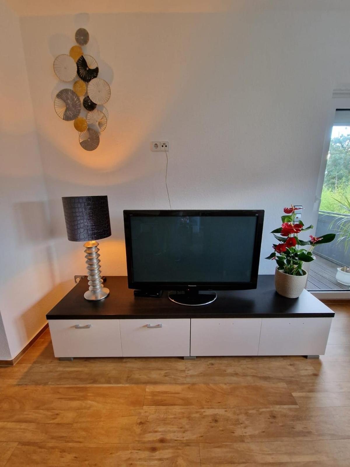 Ecocube Apartment2 Meppen14, Balkon, Kueche, Waschmaschine Exterior foto